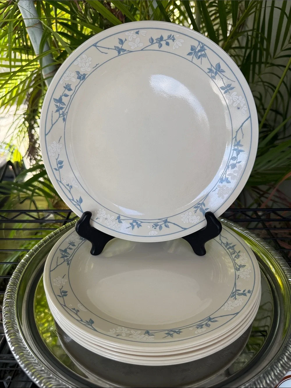 Classic First of Spring Dinner Plates Set of 7 10.25” Blue Floral Design